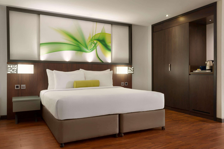 Bedroom 3, Howard Johnson Plaza by Wyndham Dubai Deira, Dubai