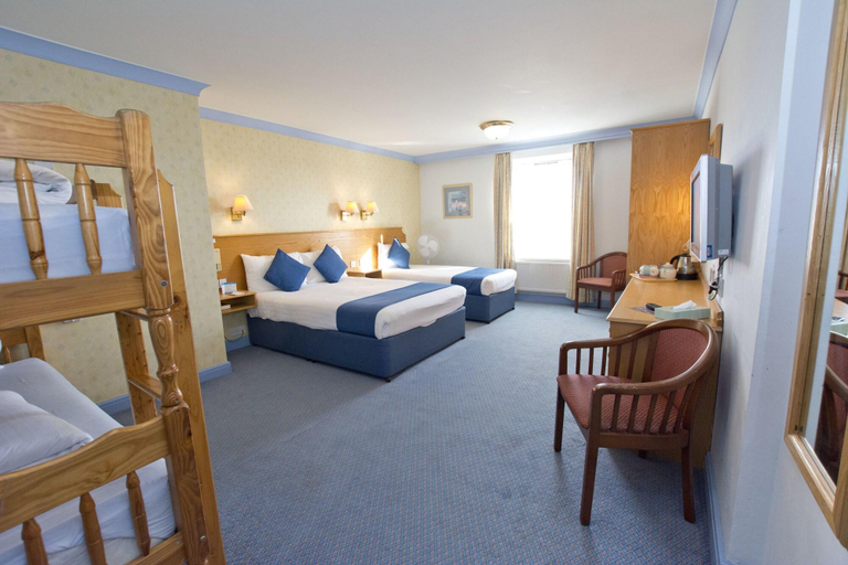 Bedroom 4, Tlh Carlton Hotel, Torbay