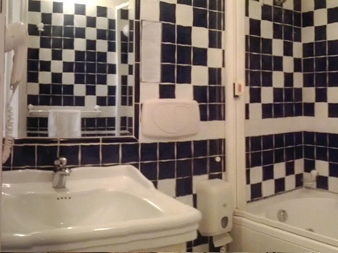 Bathroom, Imperial Rooms, Roma