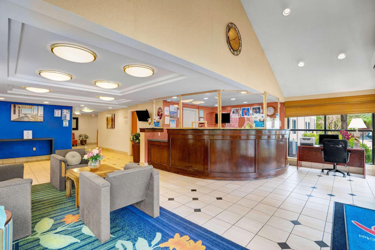 Public Area 3, Motel 6 Milford, CT, New Haven