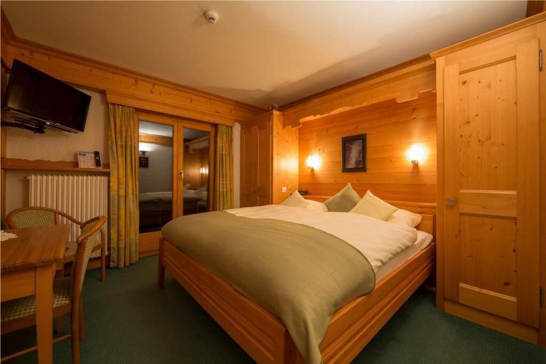Bedroom 3, Hotel Le Beausite, Sierre