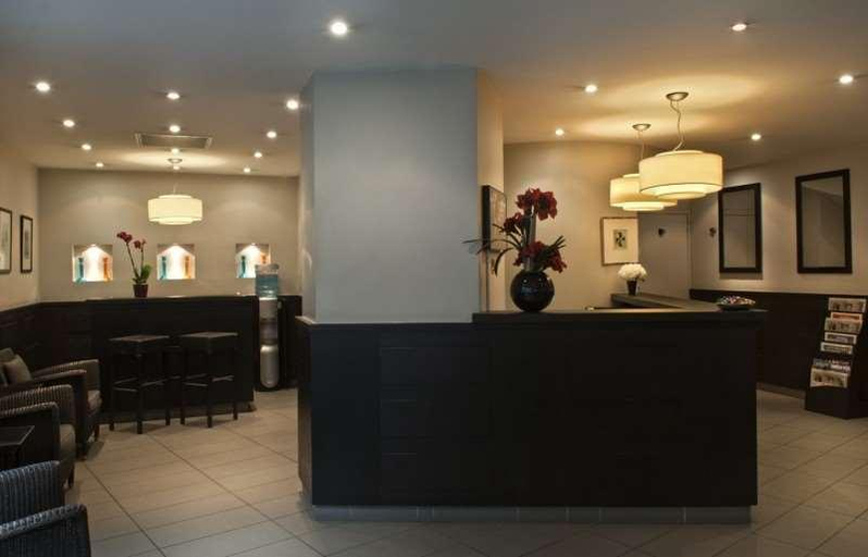 Public Area 3, Le Bon Hôtel, Hauts-de-Seine