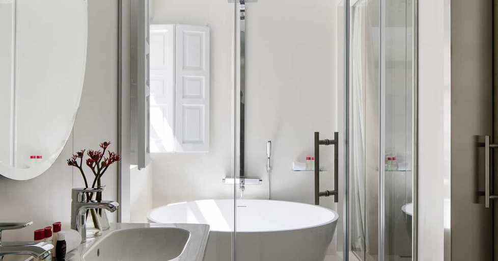 Bathroom 5, Palacio de los Duques Gran Meliá, Madrid