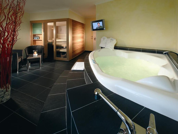 Bedroom 3, Hotel et Centre Thermal d'Yverdon-les-Bains, Jura-North Vaudois