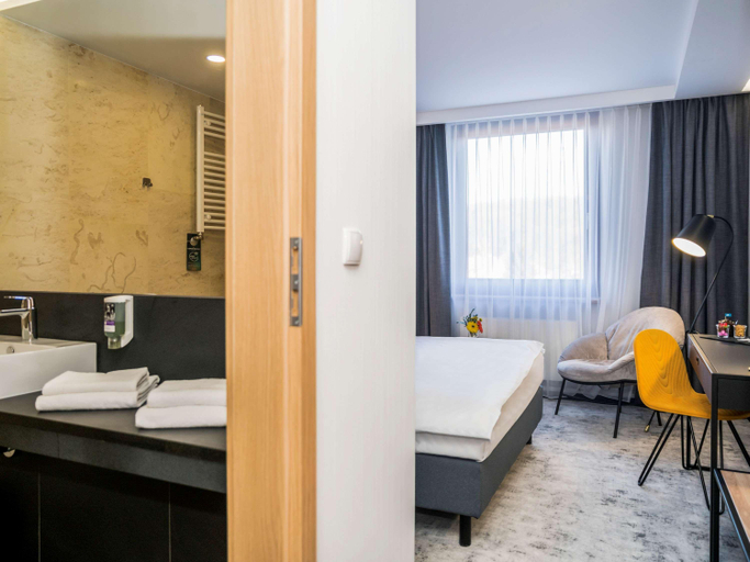 Bathroom 5, Hotel Mercure Jelenia Gora, Jelenia Góra City