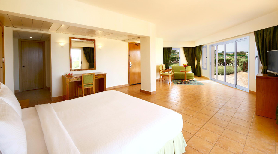 Bedroom, Long Beach Resort, Safaja