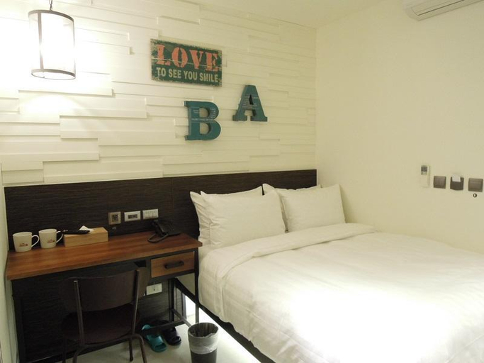 Bedroom 3, Re-Change Hotel, Taipei City