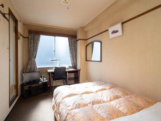 Bedroom 3, Business Hotel Nakayama, Nagoya