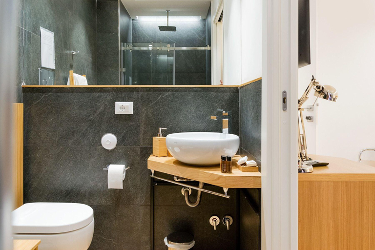 Bathroom 4, Kalamonjo Suite&Rooms, Palermo