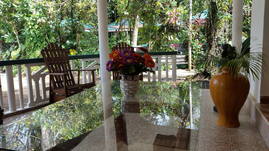 Public Area 3, Rainforest Lodge, Kotapola