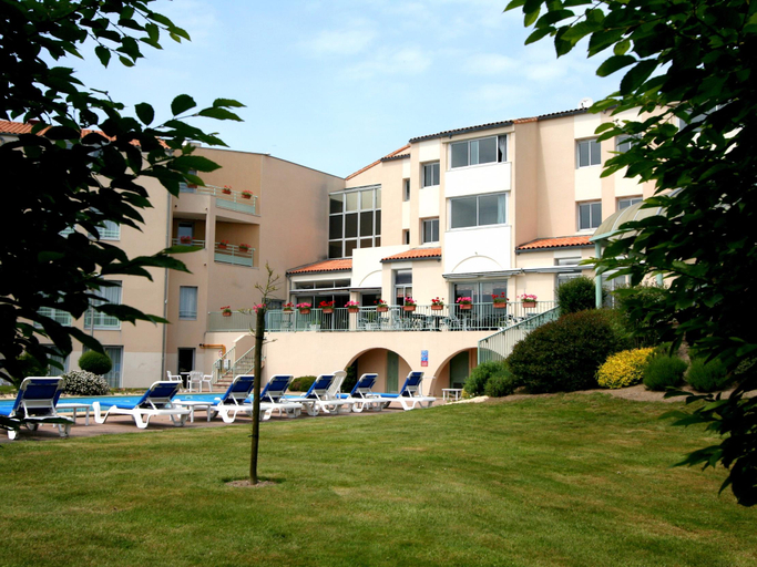 Exterior & Views 2, Hotel Aloe Rest. L'Orchidee, Vendée