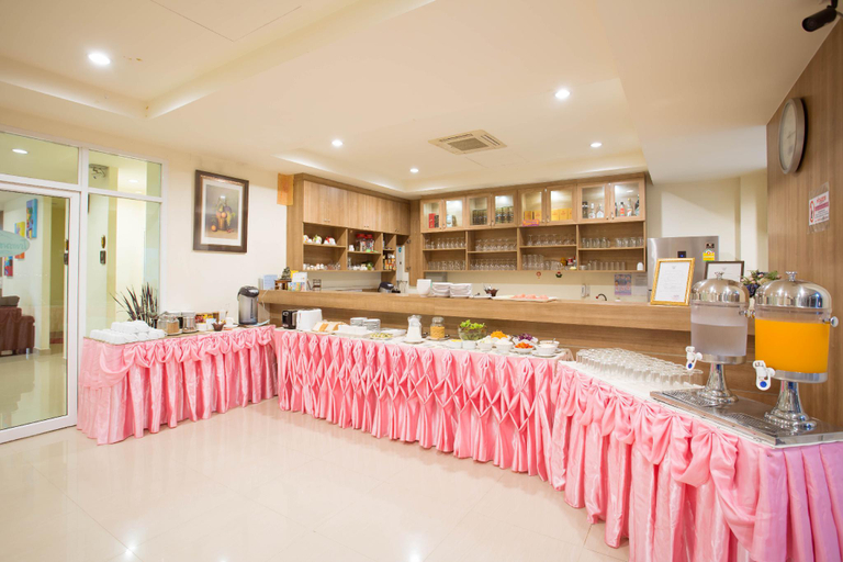 Public Area 3, Tharakiree Place Hotel, Pak Chong