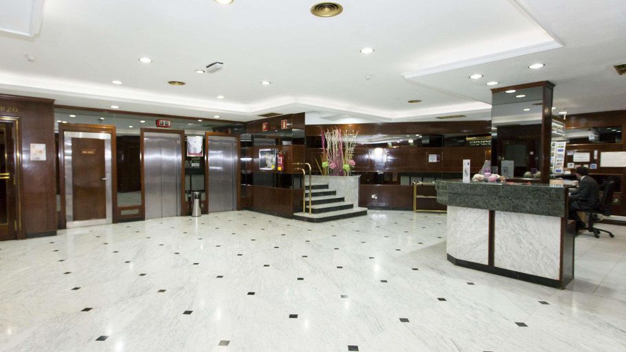Public Area 2, B&B Hotel Zaragoza Royal, Zaragoza