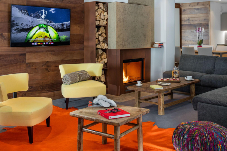 Public Area 4, Hôtel Pashmina, Savoie