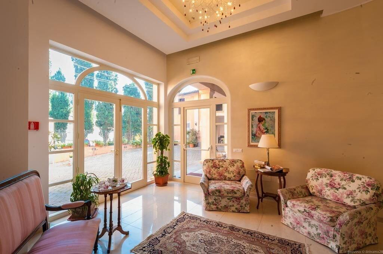 Public Area, Hotel Ristorante Alla Vittoria, Mantua