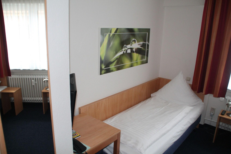 Bedroom 3, Hotel Römerhof by Trip Inn, Main-Kinzig-Kreis