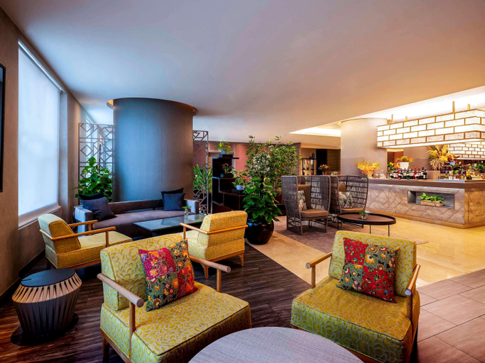 Public Area 4, Grand Mercure Singapore Roxy, Singapore