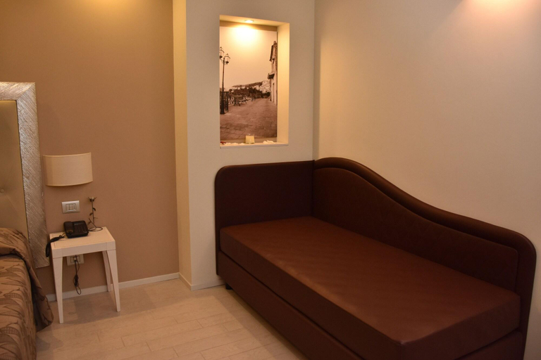Bedroom 3, Hotel Ristorante Mariano, Matera