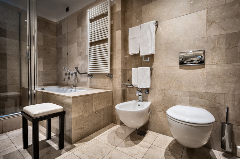 Bathroom 3