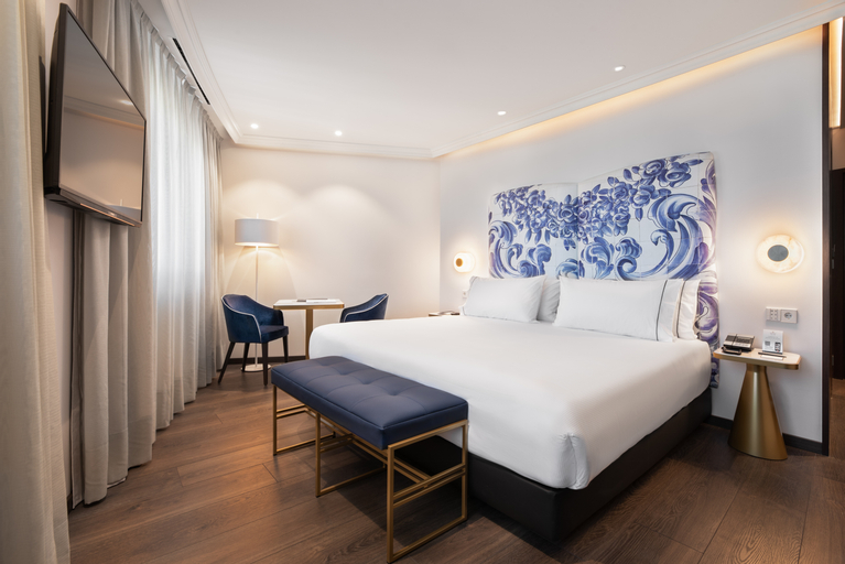 Bedroom 23