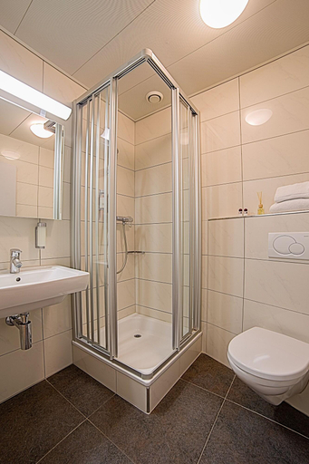 Bathroom 4, Hotel Sursee, Sursee