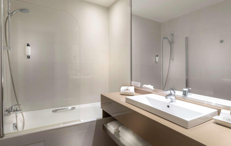 Bathroom 4, Elysees Ceramic, Paris