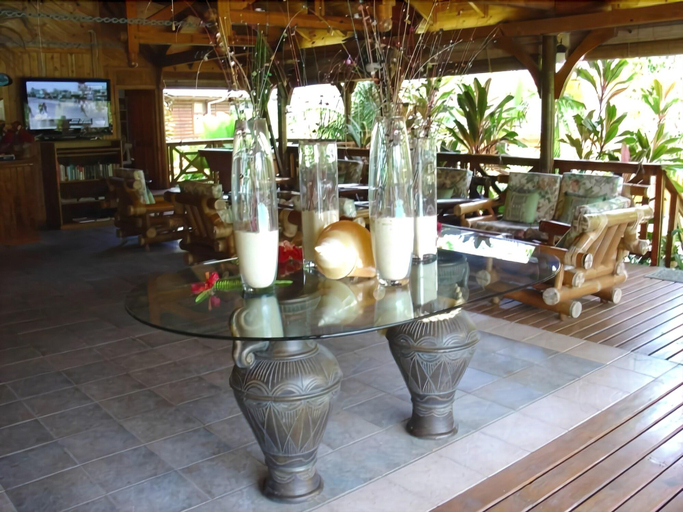 Public Area 3, Le Jardin Des Palmes