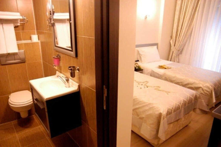 Bathroom 4, Pearl Hotel Istanbul, Fatih