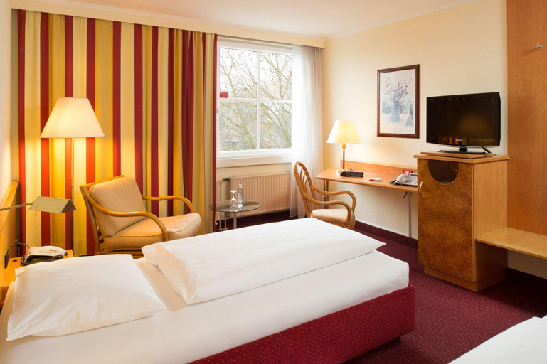 Bedroom 2, Roomingtons Kaiserhof Landshut, Landshut