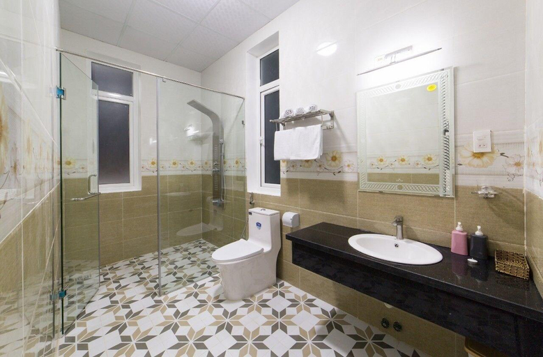 Bathroom, Doi Mong Mo Hotel, Đà Lạt