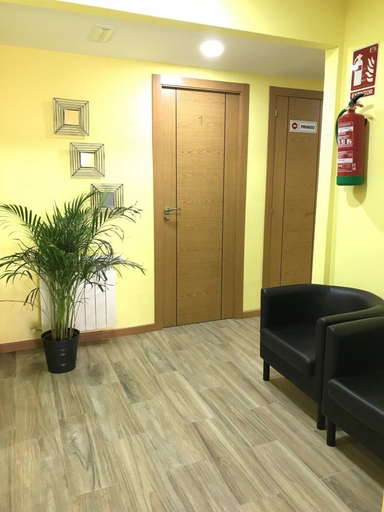 Public Area 2, Hostal La Pared, Madrid