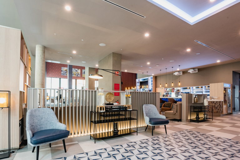 Public Area 4, Leonardo Royal Hotel Barcelona Fira, Barcelona