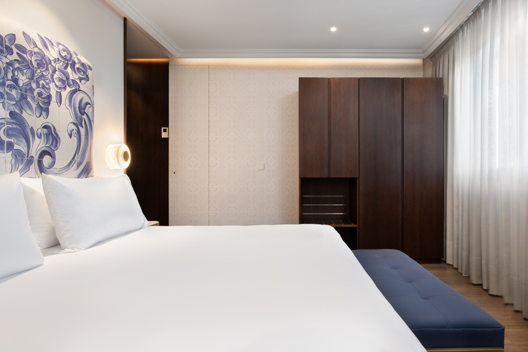 Bedroom 25