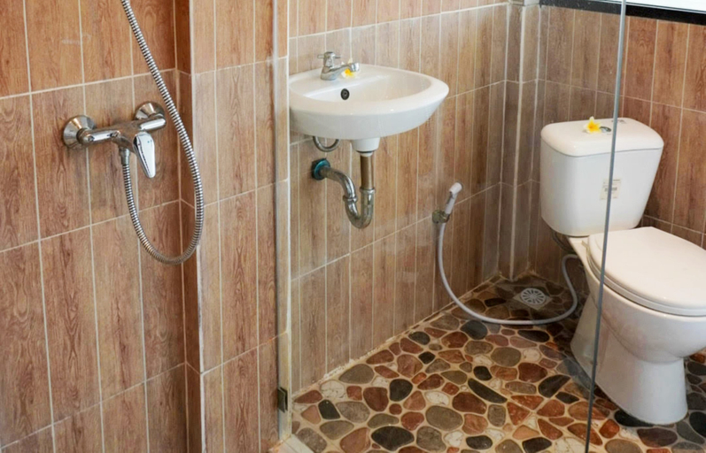 Bathroom 5, Umah Dayuh Uluwatu, Badung