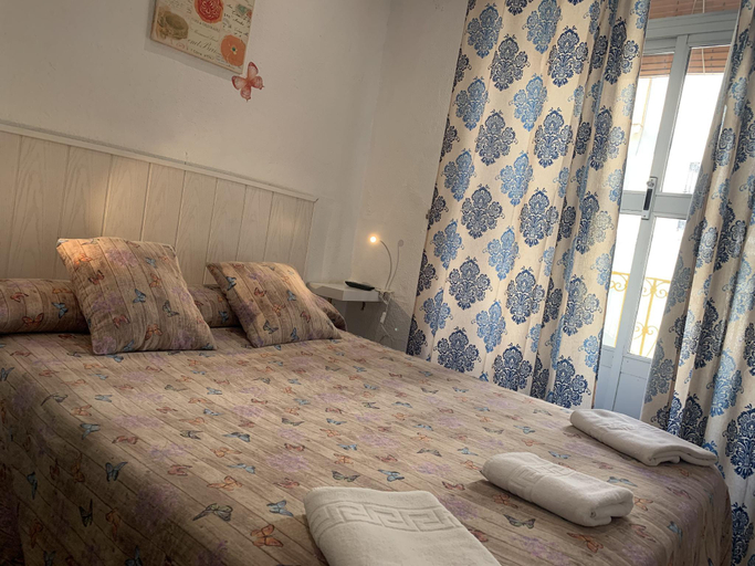 Bedroom 5, Pension Giraldilla, Sevilla