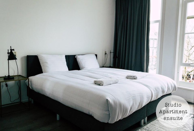 Bedroom 2, Rembrandt Square Hotel, Amsterdam