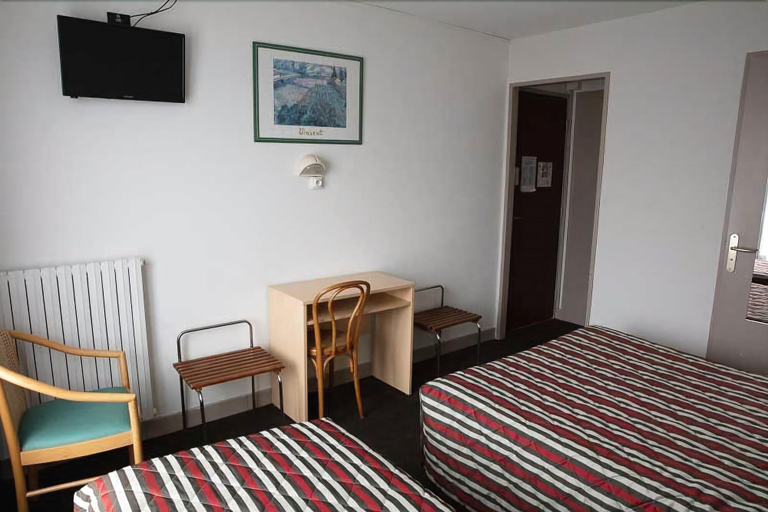 Bedroom 3, Hotel Sainte Suzanne, Hautes-Pyrénées