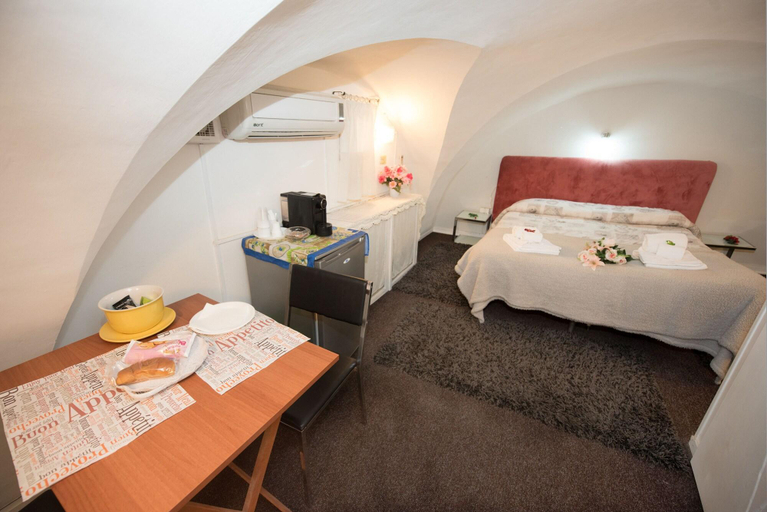 Bedroom 4, Mamma Splendora, Lecce