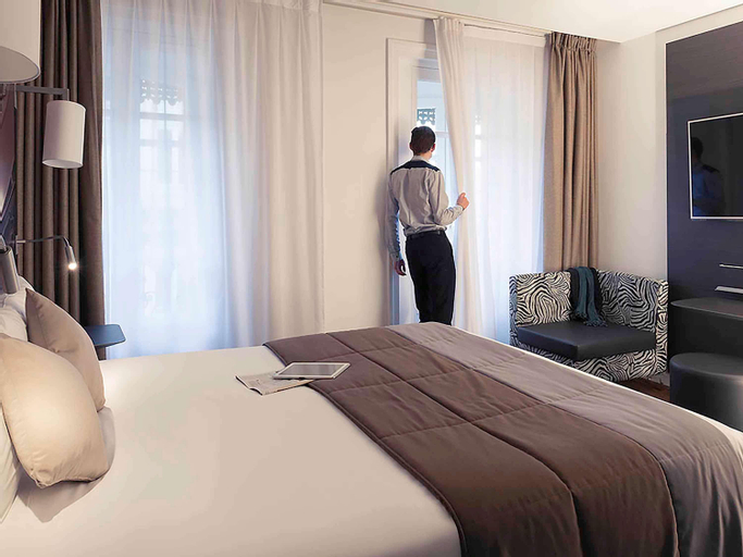 Bedroom 13