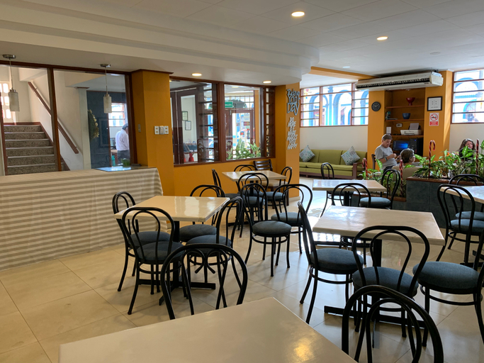 Food & Drinks 4, Hotel Acosta, Maynas
