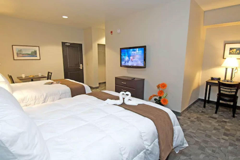 Bedroom 4, Midland Inn & Suites, Simcoe