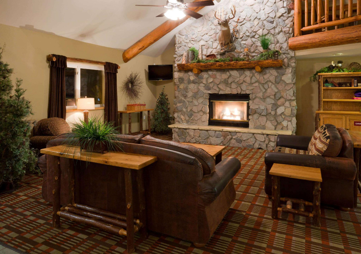 Public Area 2, AmericInn by Wyndham Pequot Lakes, Crow Wing