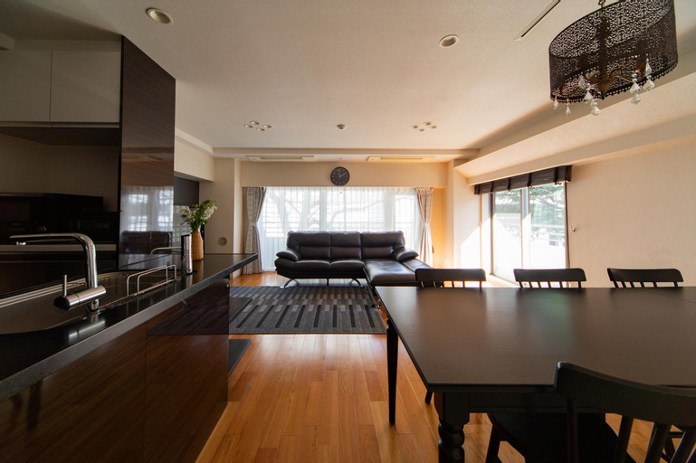 NIYS apartments 09 type（95㎡）, Meguro