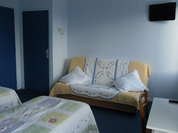 Bedroom 3, The Originals Access, Hôtel Corinna, Royan, Charente-Maritime