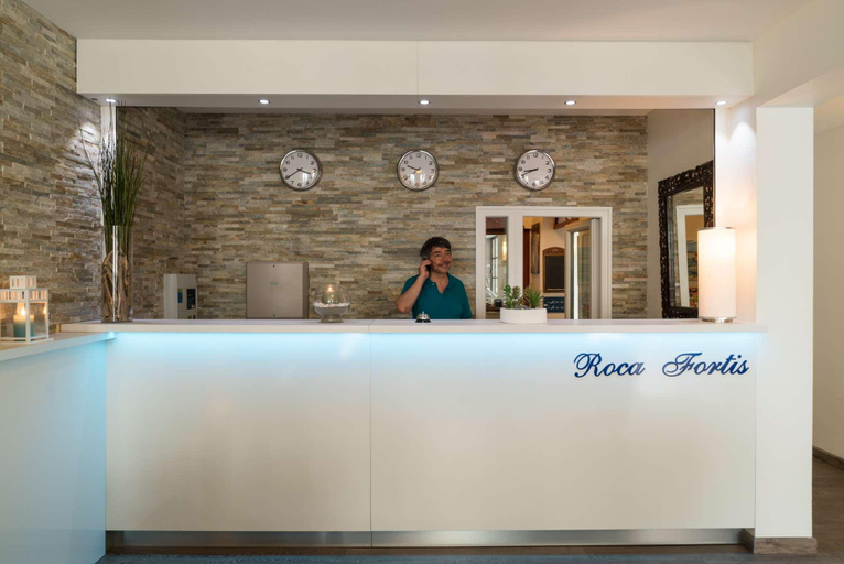 Public Area 2, The Originals Boutique, Hôtel Roca-Fortis, Rochefort, Charente-Maritime