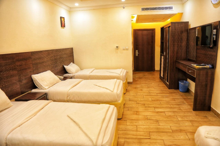 Bedroom 1, Rose Garden Hotel, Makkah