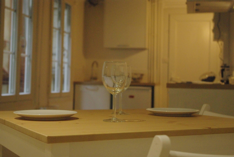 Apartment Standing in Heart of Dijon, Côte-d'Or
