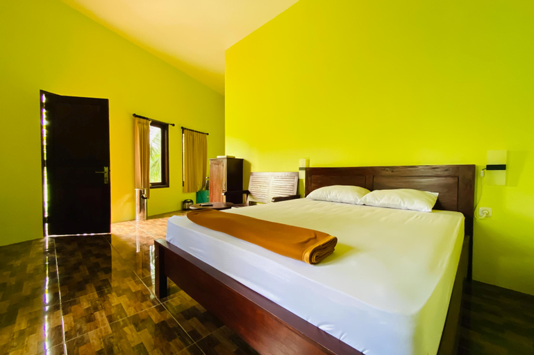 Bedroom 4, Hotel dan Gazebo Pinggir Kali Prigen Mitra RedDoorz, Pasuruan
