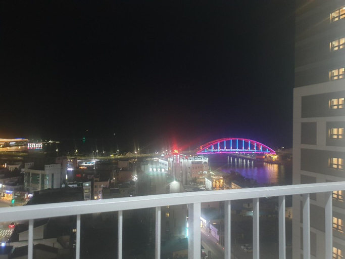 Sokcho Ocean View  New Sunrise Hotel Premium Room, Goseong