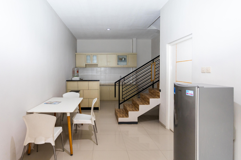 Dining Room 19